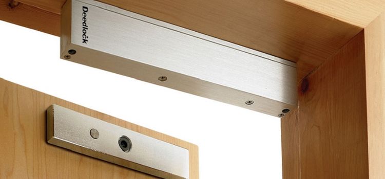 Magnetic lock installation Sanger